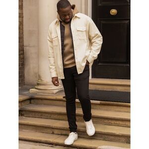 Uniqlo Jeans Black Wash Skinny Tapered Middle Rise Ultra Stretch Denim 27x33